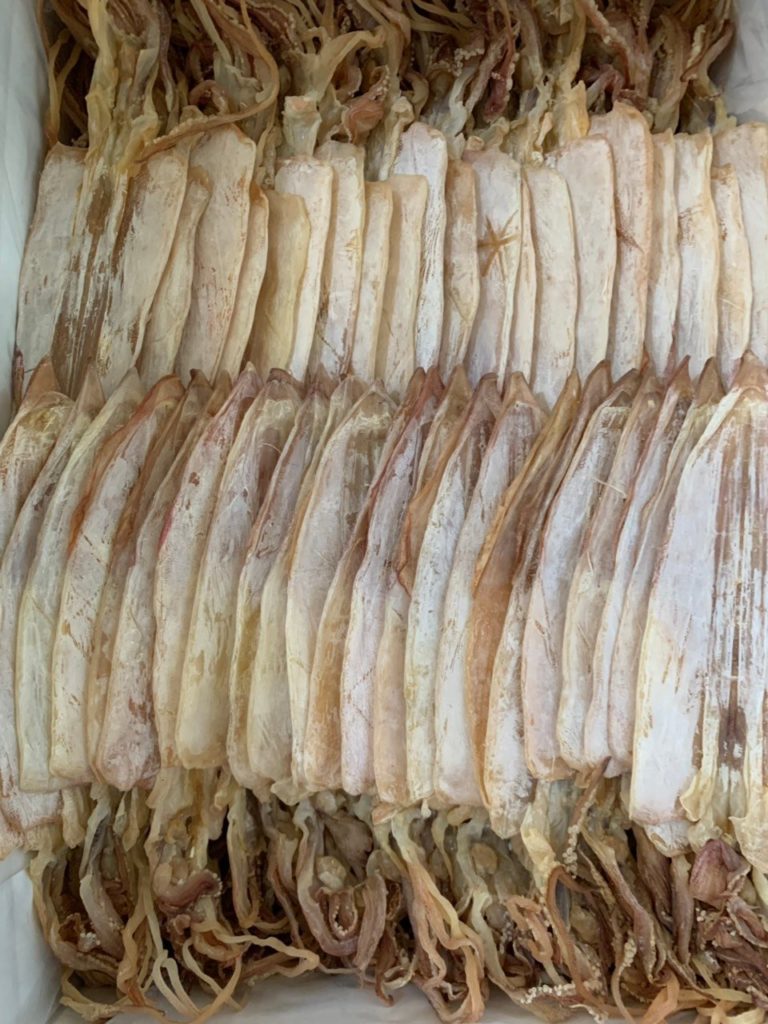 Giá Mực Khô 9 mực (20-25 con/kg)